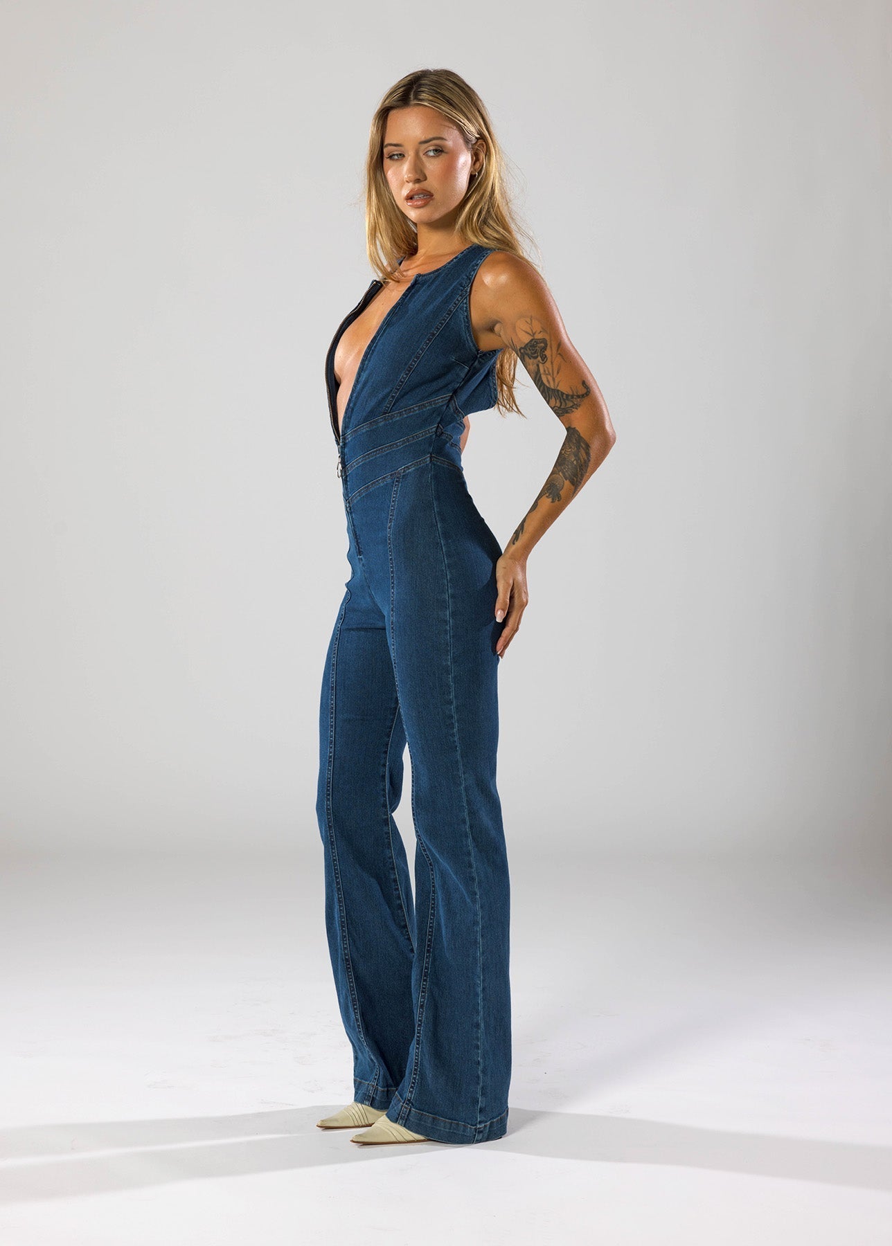 Denim Jumpsuit Met Diepe V-hals (Dames)