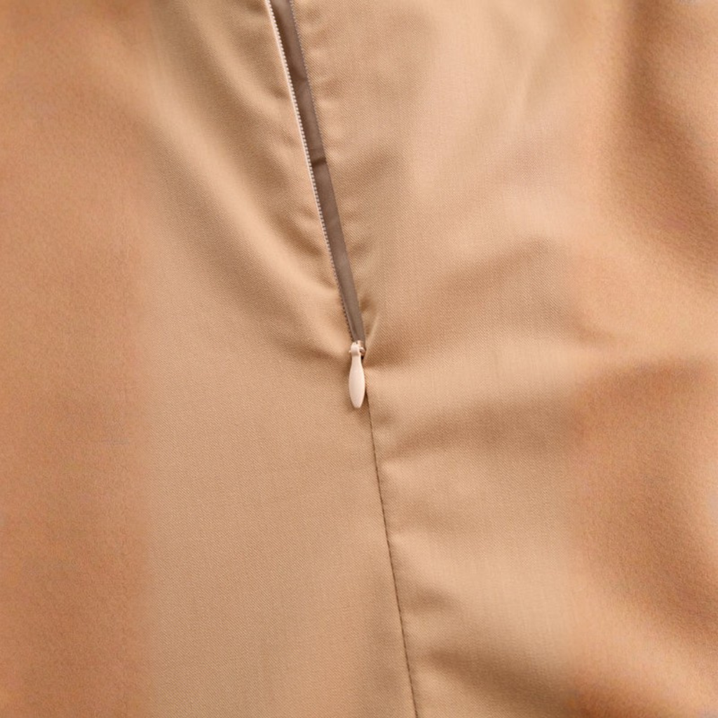 Stijlvolle Halterblouse met Stropdas Detail (Dames)
